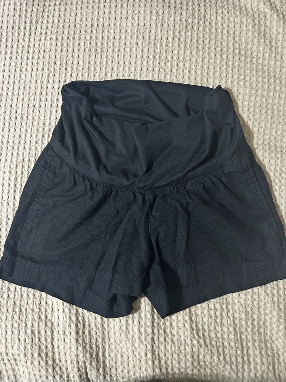 Old Navy Maternity Shorts